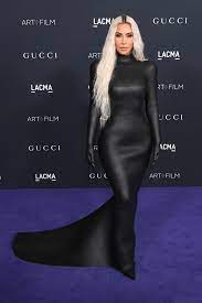 金·卡戴珊Kim Kardashian至今最狂野的Balenciaga造型盤點| Vogue Taiwan