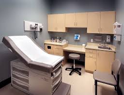 Http Medicalequipmentservice Us News Wp Content Uploads 2012 10 Doctors Exam Room Jpg Doctor Office Design Medical Office Decor Furniture Doctor