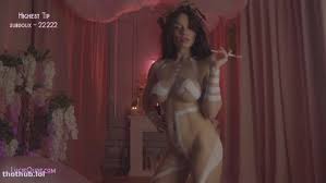 Lucie Oude Big Tits Cam Show