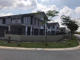 @ngothien123 hiện chỉ còn về được 13.5.1 bạn về bản đó rồi backup dữ liệu lại là được. Setia Cottage Homestay Home Facebook