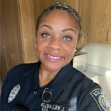 Help me congratulate Atlanta Public Schools Police two newest Sergeants,  Shaquita Kent and Nadia Byrd. They received their new badges during a  pinning ceremony this weekend. Here we grow again!!!