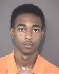 Demetrius Winston's Instagram, Twitter & Facebook