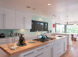 People nowadays are learning that home decor is not about keeping up with the jones', it is about building a space that is an extension of yourself and all that you love. Fresh And Modern Kitchen Countertop Ideas Granite Objects Gauteng