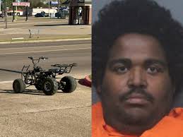 🚨Texarkana PD arrested an East #Texas man who allegedly damaged multiple  #Teslas across the city using a mini four-wheeler. INFO:  kwtx.com/2025/03/27/texarkana-pd-arrest-man-after-allegedly-damaging-multiple-teslas-using-mini-four-wheeler/