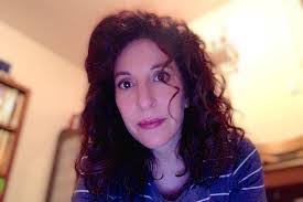 Amanda Hoke's Instagram, Twitter & Facebook