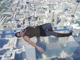 Sears Tower Ledge Thing Ever Part Of The Sears Tower Glass Floor Broke Architizer Glass Floor Sears Tower Tower