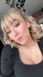 Katelyn Betts's Instagram, Twitter & Facebook