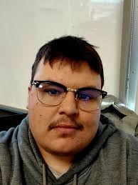 Let me introduce myself, my name is Randy. I live in Jakarta. I am an  employee in a state-owned company. I used to study at the National  University, majoring in International Relations.