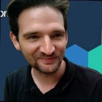 300+ profilů „Daniel Burger“