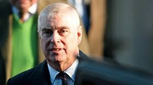 Prince andrew is the second son of the queen and the duke of edinburgh.he became the duke of york upon his marriage to sarah ferguson in 1986 and the couple have two children together, princess. Epstein Skandal Klage Gegen Prinz Andrew Wegen Sexuellen Missbrauchs News Srf