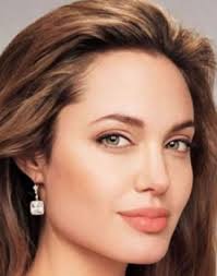 I am a big fan of her and so keep on collecting her pictures. Angelina Jolie Thextraordinary