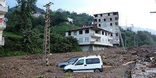 Rize'de aşırı yağışlar sonucu çayeli ve i̇kizdere ilçelerinde büyük hasarlar meydana geldi. Rize Cayeli Ni Sel Vurdu Acil Yayalim