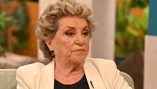A vida e os desafios de Natalina José aos 87 anos após mais de seis décadas de carreira