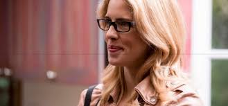 Beth Schwartz Talks Arrow Season 8, Writing Without Felicity & The Backdoor  Pilot