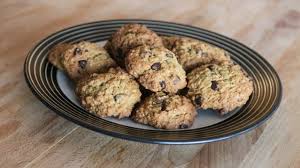 Nestle Toll House Quaker Oats Oatmeal Chocolate Chip Cookies From A 1992 Magazine Ad Choc Oat Chip Cookies Recipe Oatmeal Chocolate Chip Cookie Recipe Quaker Oats Oatmeal Chocolate Chip Cookies Oatmeal