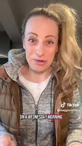 ⭐️ Beginner Pilates with Emily ⭐️ Few photos