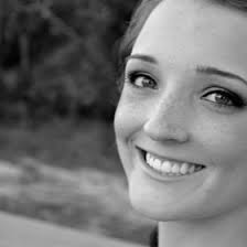 Ana Carter (anaaaacarter)