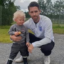 Kim mikael källström, född 24 augusti 1982 i sandviken, är en svensk före detta fotbollsspelare som spelade för ett antal svenska och utländska europeiska klubbar. Viktor Olsson On Twitter Kim Kallstrom Https T Co Gmrjqvvgqx