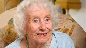Dame Vera Lynn Dies: British Singer & Actress Was 103