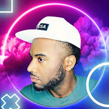 Cammie Norris's Instagram, Twitter & Facebook