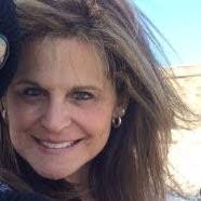 Lisa Capra's Instagram, Twitter & Facebook