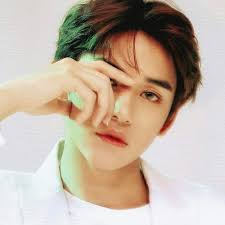 لوكاس عمكم كلكم طالع حلوو ي زينه lucas nct nctzen kpop china magazine انسيتي لوكاس wattpad