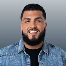 Aaron Rentfrow's Instagram, Twitter & Facebook