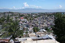 Le séisme de 2011 au japon a lui aussi déplacé l'axe de rotation de la terre d'une dizaine de centimètres  29  , et a provoqué un raccourcissement de la durée. Port Au Prince Et Ses Sortileges Rts Ch Culture