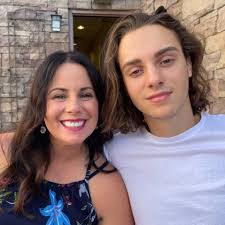 Tucker Turner's Instagram, Twitter & Facebook