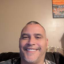 How many lawn care businesses operate without insurance?