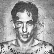 Paula Dodd's Instagram, Twitter & Facebook