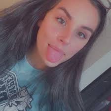 Miranda Reinsel (@Murnda21)