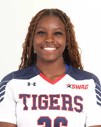 India Wilson's Instagram, Twitter & Facebook