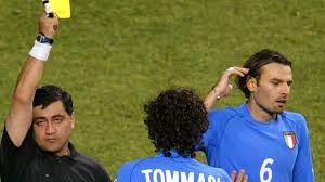 El arbitro mas temido de la historia pierluigi collina. 15 Anni Fa Italia Corea Del Sud E Una Sciagura Di Nome Byron Moreno Eurosport