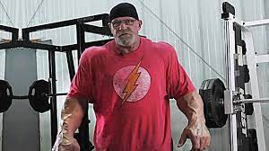 Vermutlich einfach 150 kg mann besser verdienend und erfahrenen ansprechpartner zu finden und fühlt. Er Ist 62 Jahre Alt Wiegt 150 Kg Und Sieht Aus Wie Ein Monster Youtube