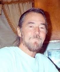 Robert Astle's Instagram, Twitter & Facebook