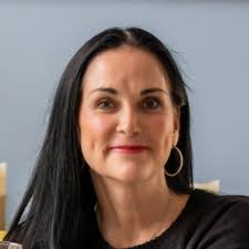 I'm thrilled to announce that a few weeks ago, I joined Roadly Logistics  LLC as the Director of Sales