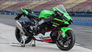 Kawasaki Ninja Zx 10r 4k Wallpaper Sports Bikes 2021 5k Bikes 5724 In 2021 Kawasaki Ninja Sport Bikes Kawasaki Ninja Bike
