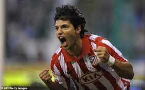 Get the latest news, updates, video and more on sergio aguero at tribal football. Sergio Aguero War Fast Liess Sich In Atletico Madrid Behalt Sich Nach Dem Beitritt Fur 20m Aktuelle Boulevard Nachrichten Und Fotogalerien Zu Stars Sternchen