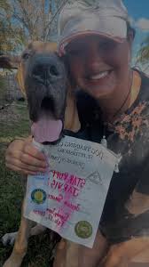 Pam Jarrell and I serving up drinks and delicious special Buffalo Chicken  tender Mac & Cheese bowl!!!! Cheers!!!🍻🍻🍻