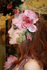 Melbourne Cup Hat Royal Ascot Elegant Hat Races Sprig Of Silk Etsy In 2020 Floral Headdress Derby Fascinator Flower On Head