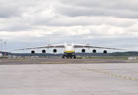 Russlands angriff auf die ukraine hat auch den flughafen hostomel bei kiew erreicht. Ukraine Fate Of Unique Antonov An 225 Uncertain Mentour Pilot