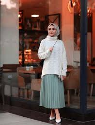 Entdecke rezepte, einrichtungsideen, stilinterpretationen und andere ideen zum ausprobieren. 7 Inspirasi Baju Prewedding Casual Yang Cocok Untuk Hijaber Womantalk