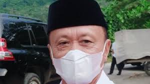 Mengakali seng ada lobang bekas paku : Yunus Doa