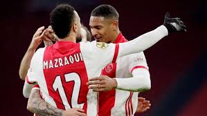 Ajax applications might use xml to transport data, but it is equally common to transport data as plain text or json text. Haller Glanzt Als Joker Ajax Amsterdam Holt Im Topspiel Ein 0 2 Auf Kicker