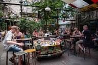 Budapest Info - 6+1 must-see ruin bars in Budapest
