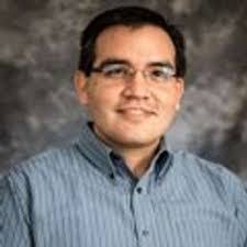 Mike Robles's Instagram, Twitter & Facebook