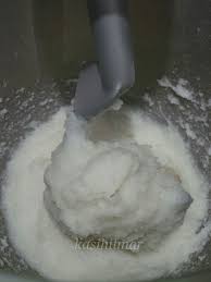 1/2 cawan tepung beras 1/2 cawan tepung pulut 2 sb tepung gandum serbuk kari serbuk cili serbuk lada hitam ajisho secukup rasa bawang putih kisar (harini sy x letak) garam satukan semua bahan. Kek Beras Kukus Korea Kasih Ilmar