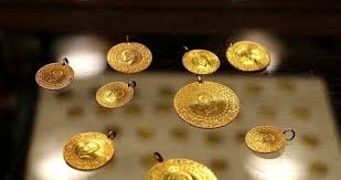 Anlık altın fiyatları için bigpara'nın canlı altın fiyatları sayfasını takip ederek bugün ve 2021 yılı içerisinde günlük olarak değişen altın kuru değişikliklerini görebilirsiniz. Kapalicarsi Dan Son Dakika Canli Ve Guncel Altin Fiyatlari 25 Ocak 2021 Bugun 22 Ayar Bilezik Tam Cumhuriyet Gram Ve Ceyrek Altin Fiyatlari Ne Kadar Oldu Son Dakika Haberler