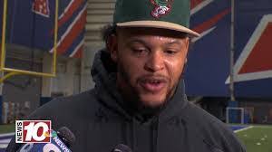 Steve Lipp's Instagram, Twitter & Facebook